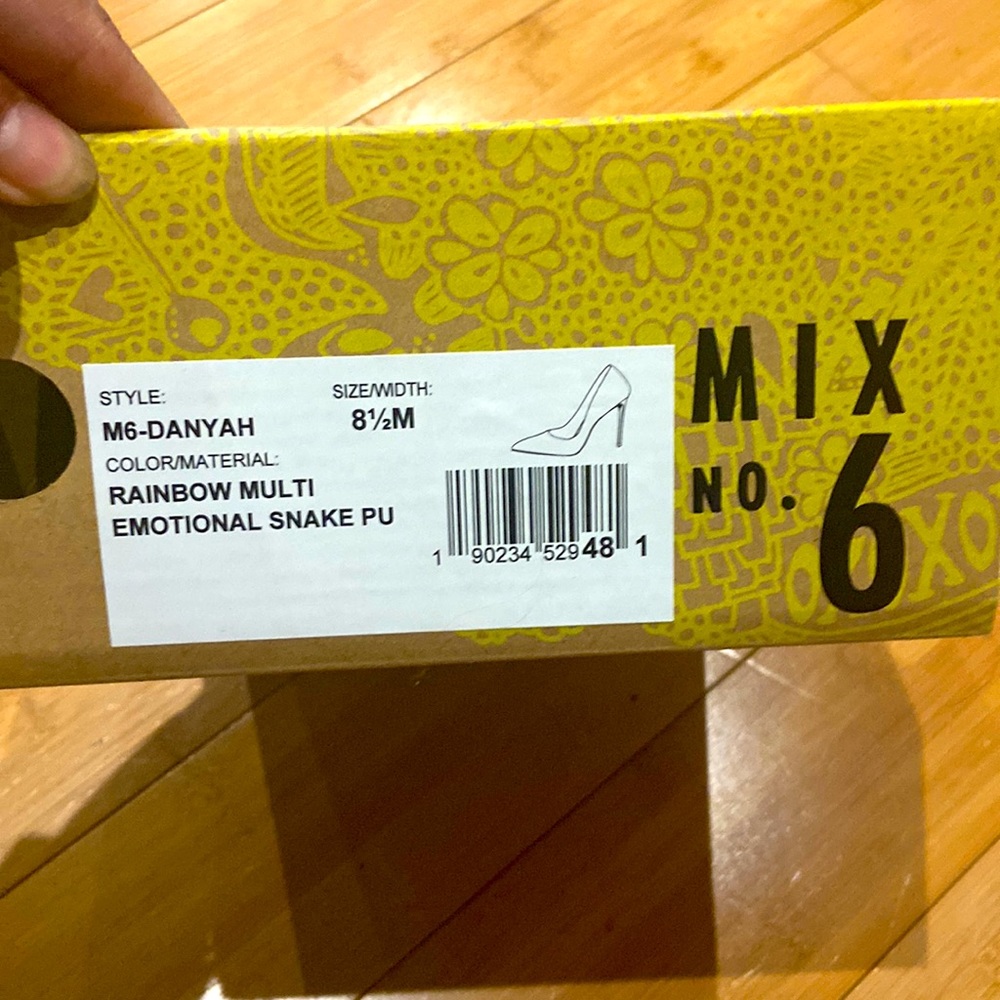 Printed snakes skin party shoes